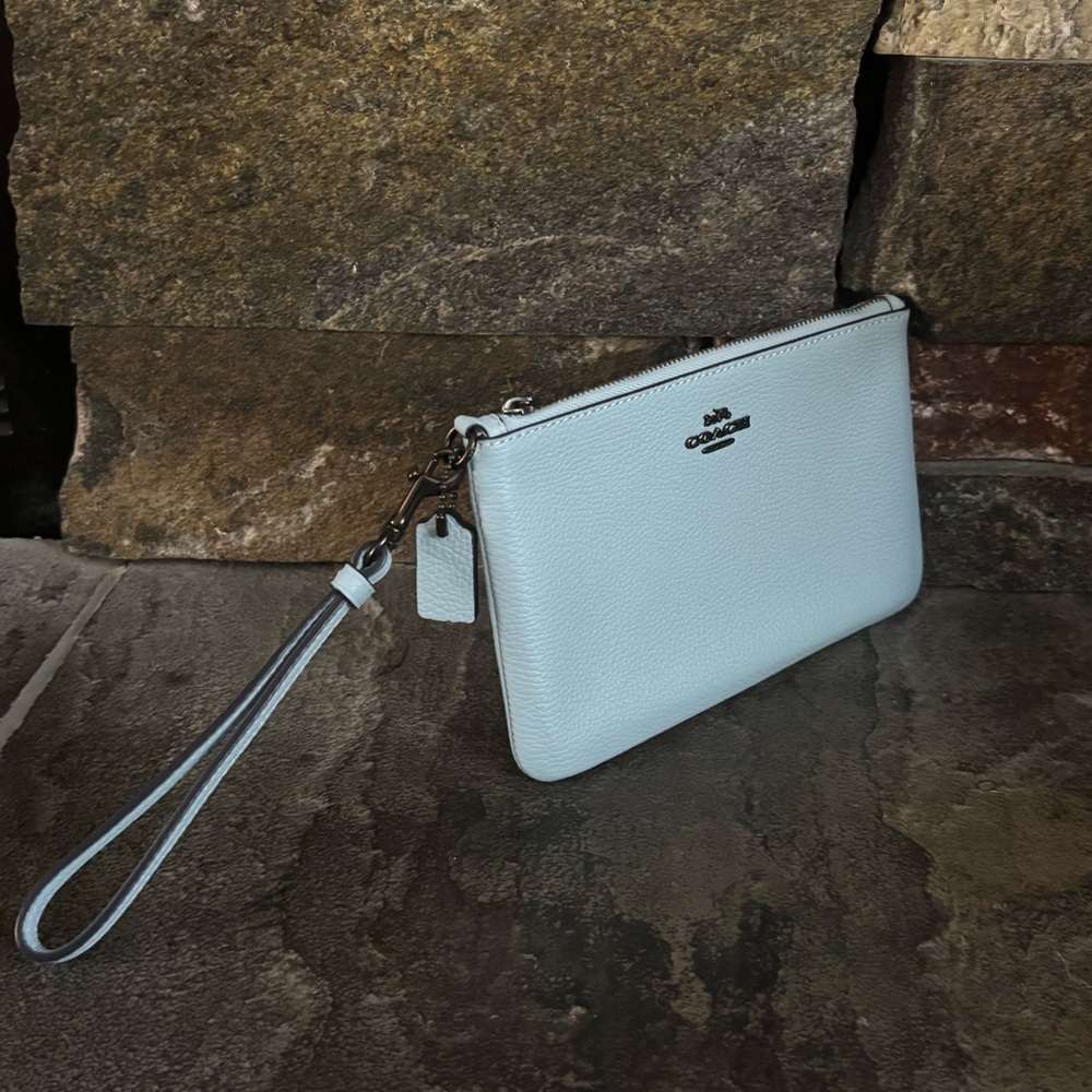 COACH Large Wristlet - Picture 4 of 9